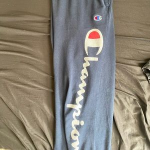 New champion sweats